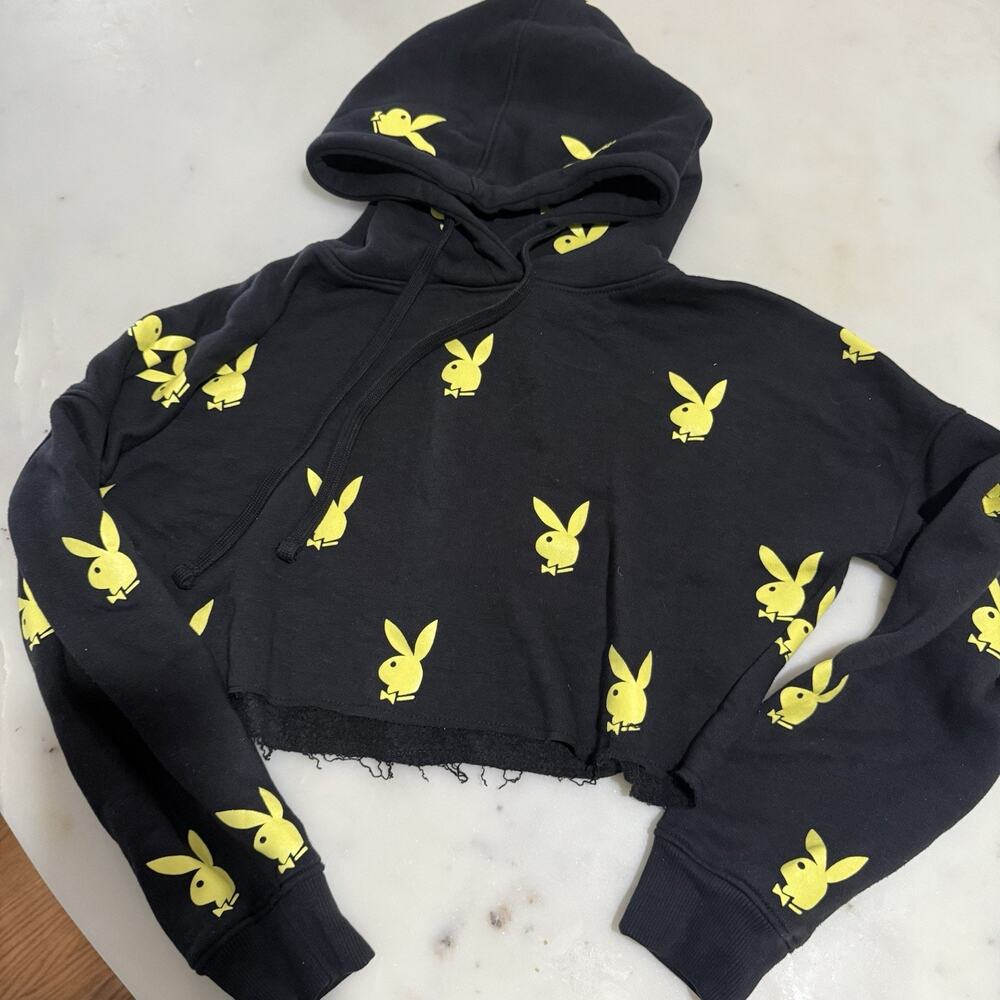 MISSGUIDED x PLAYBOY Cropped Hoodie Women’s 4 Sweatshirt Black Yellow Fleeced